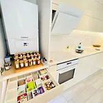 Apartman Sunny & Peaceful Chic Retreat Temesvár