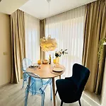Sunny & Peaceful Chic Retreat Apartman
