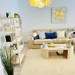 Apartman Sunny & Peaceful Chic Retreat *