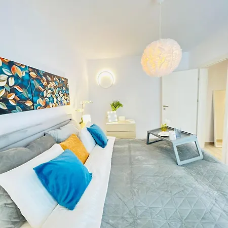 דירה Sunny & Peaceful Chic Retreat *