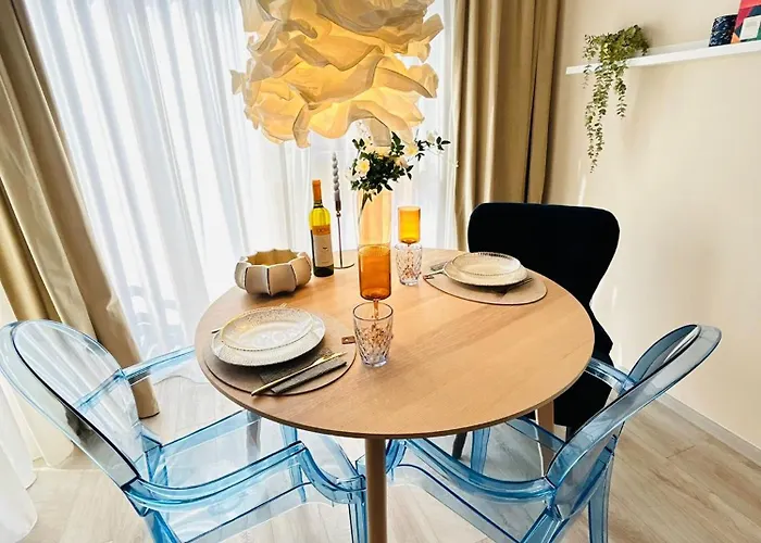 Sunny & Peaceful Chic Retreat Apartment *