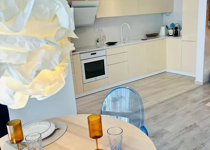 Sunny & Peaceful Chic Retreat Apartment Timişoara